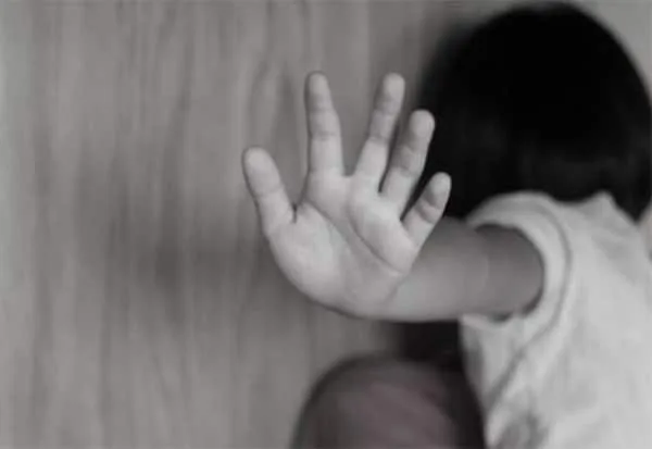 increase in violence against children; 186 POCSO cases registered in six months; Unknowingly, the district administration Mr  குழந்தைகளுக்கு எதிரான வன்முறை அதிகரிப்பு;  ஆறு மாதங்களில் 186 போக்சோ வழக்கு பதிவு; செய்வதறியாமல் மாவட்ட நிர்வாகம் 'திருதிரு