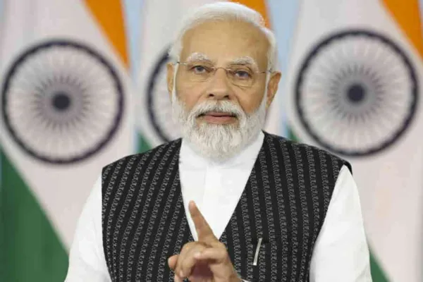 “சீனா மீது சர்ஜிக்கல் ஸ்டிரைக்”! ராகுல் கூறியது உண்மை..! பிரதமர் மோடிக்கு சரமாரி கேள்வி எழுப்பிய சிவசேனா எம்.பி!