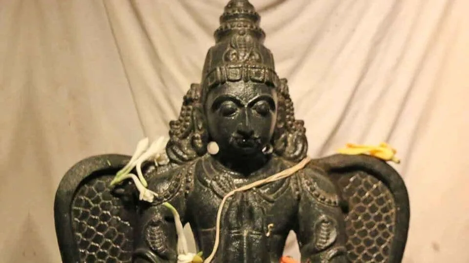 Garuda Panchami: இன்று கருட பஞ்சமி.. ஆண் வாரிசு கிடைக்க.. கடன் நீங்க.. பிணி ஒழிய.. நீங்கள் செய்ய வேண்டிய வழிபாடு இங்கே!