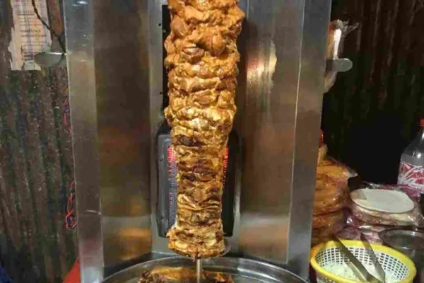 உஷார்..!! ஷவர்மா சாப்பிட்ட 14 வயது சிறுமி பலி..!! ஏராளமானோர் மருத்துவமனையில் அனுமதி..!! நாமக்கல்லில் அதிர்ச்சி..!!