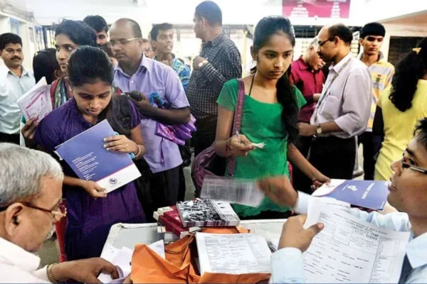 கலைஞர்  நூற்றாண்டு விழாவை முன்னிட்டு 19-ம் தேதி வேலைவாய்ப்பு முகாம்…! கல்வி தகுதி என்ன…?