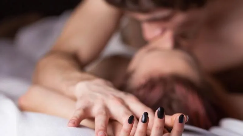 கள்ளக்காதலியின் மீது இருந்த அளவு கடந்த முகத்தால், நண்பனையே படுகொலை செய்த கள்ளக்காதலன்….!