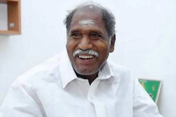 Biscuits, fruit again in the breakfast plan...well done; Principals announcement on Teachers Day    காலை உணவு திட்டத்தில் மீண்டும் பிஸ்கட், பழம்...சபாஷ்; ஆசிரியர் தின விழாவில் முதல்வர் அறிவிப்பு