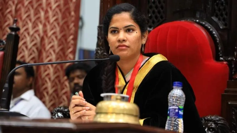 சென்னை வாசிகளே…! இந்த வாகனங்களை அப்புறப்படுத்த மாநகராட்சி முடிவு…! மேயர் பிரியா உத்தரவு…!