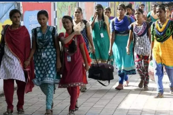 மணிப்பூரில் நீண்ட இடைவெளிக்குப் பிறகு நாளை கல்லூரிகள் திறப்பு…! முதல்வர் அறிவிப்பு…!