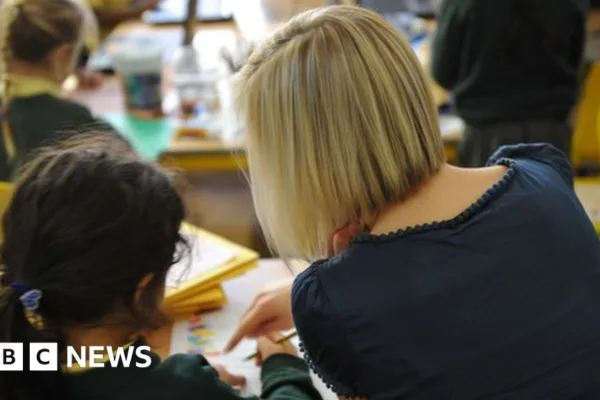 Scottish school strikes to go ahead as union rejects pay deal