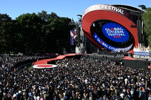 குளோபல் சிட்டிசன் ஃபெஸ்டிவல் NYC: என்ன கொண்டு வர வேண்டும், வானிலை திட்டம், சென்ட்ரல் பூங்காவில் நன்மை கச்சேரிக்கான டிக்கெட் தகவல்