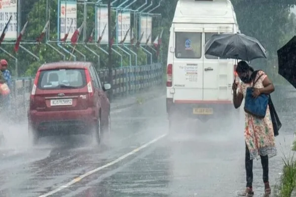Heavy Rain: இந்த மாவட்டங்களில் இன்று வெளுத்து வாங்க போகும் கனமழை!