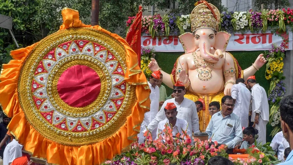 Ganesh Chaturthi 2023 : விநாயகர் சதுர்த்தியில் வாழ்த்துக்களை பகிர்வது எப்படி? - இதோ வழிகள்!
