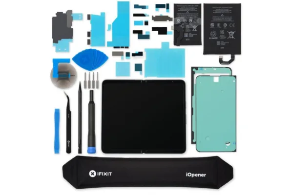 $900 பிக்சல் ஃபோல்ட் இன்னர் ஸ்கிரீன் ரிப்பேர் கிட் இப்போது iFixit இலிருந்து கிடைக்கிறது