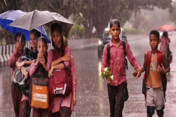 School Holiday: தொடர் மழை .. தமிழகத்தில் இன்று எந்தெந்த மாவட்டத்தில் பள்ளிகளுக்கு விடுமுறை!