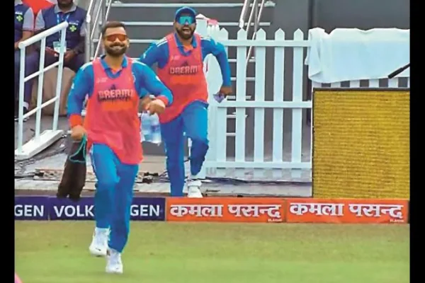 உலகின் பணக்கார நீர்-பாய்'