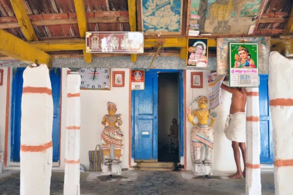 எல்லா தோஷங்களும் தீர குலதெய்வ வழிபாட்டை இப்படி செய்யுங்க!