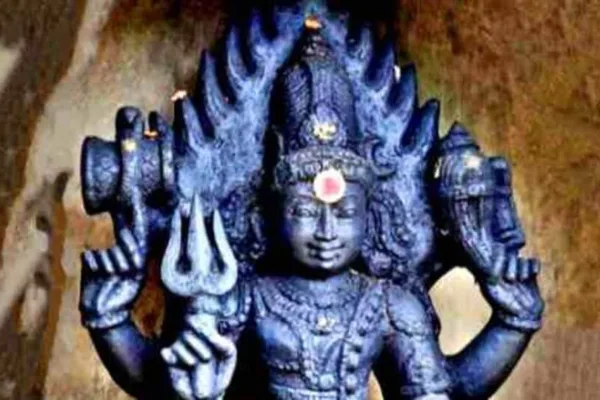 Remedies for curses: தலைமுறை தலைமுறையாய் தொல்லை தரும் 5 சாபங்களும்.. நிவர்த்தியும்..