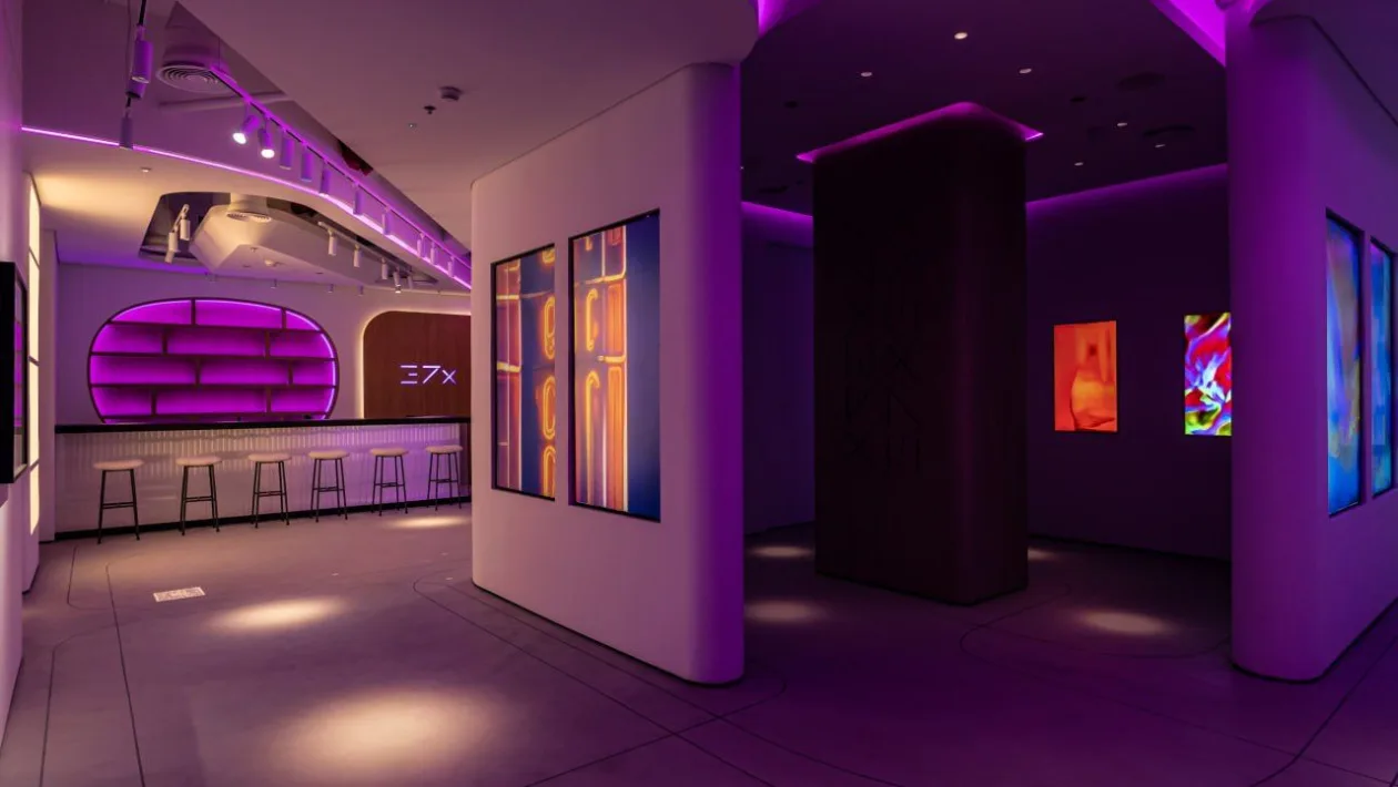 ஃபர்ஸ்ட் லுக்: துபாயில் உள்ள ஆர்ட் கேலரியில் கலைஞர்களுக்கு NFTகள், Web3 பற்றிய கல்வி கற்பிக்க