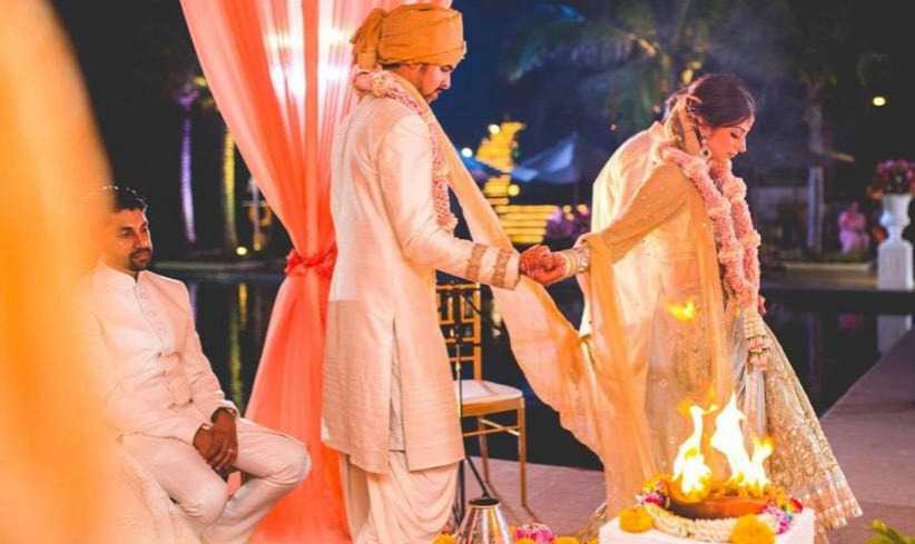 ’அக்னியை சுற்றி வந்தால்தான் திருமணமே செல்லும்’..!! உயர்நீதிமன்றம் பரபரப்பு தீர்ப்பு..!!