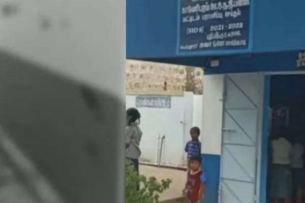 அதிர்ச்சி…! காலை உணவு சமைக்கும் பள்ளி சுவரில் மனித கழிவுகளை பூசி சென்ற நபர்கள்…!