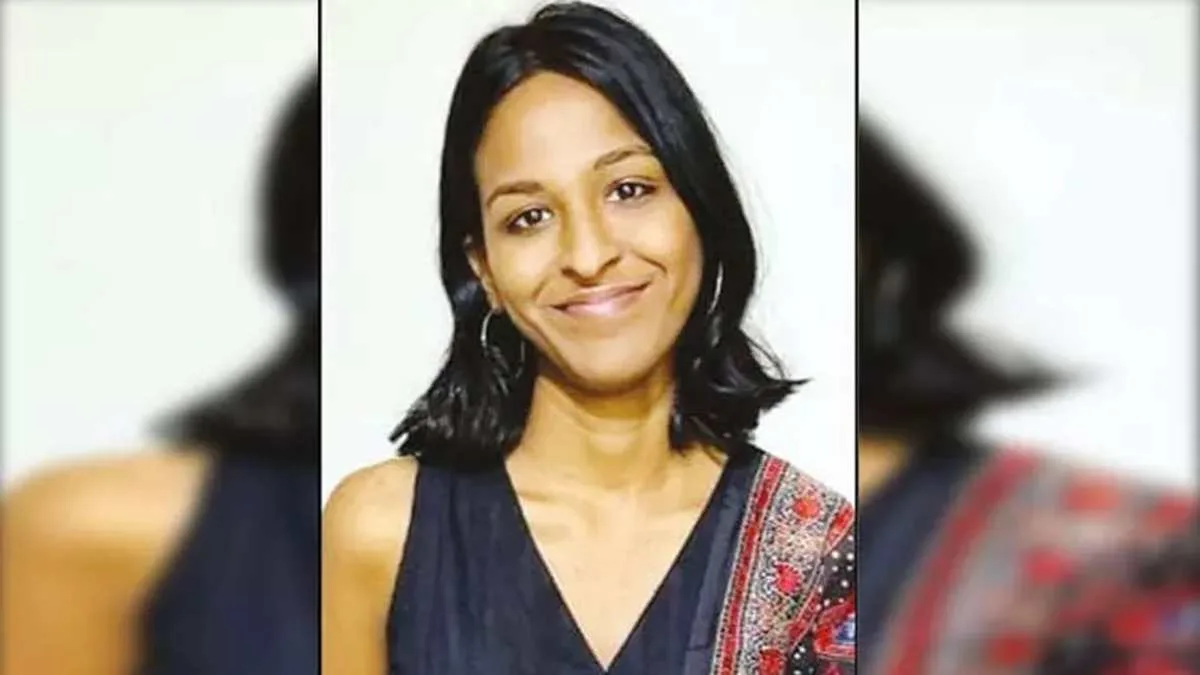 உடல் ரீதியாக தொல்லை..!! 3 பேராசிரியர்கள் தான் காரணம்..!! தூக்கில் தொடங்கிய மருத்துவ மாணவி..!!