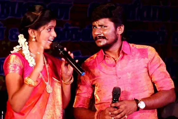 ’உடை மாற்ற வசதி இருக்காது’..!! ’எல்லாம் ஒரு மாதிரியா பார்ப்பாங்க’..!! பாடகி ராஜலட்சுமி வேதனை..!!