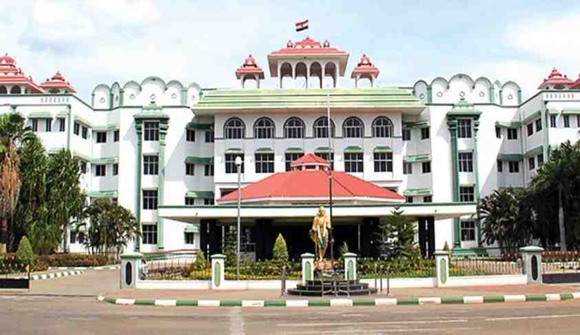தமிழ் மொழியை கொலை செய்யாதீர்கள்!… தமிழில் பிழையின்றி எழுதுங்கள்!… நீதிபதி வேதனை!
