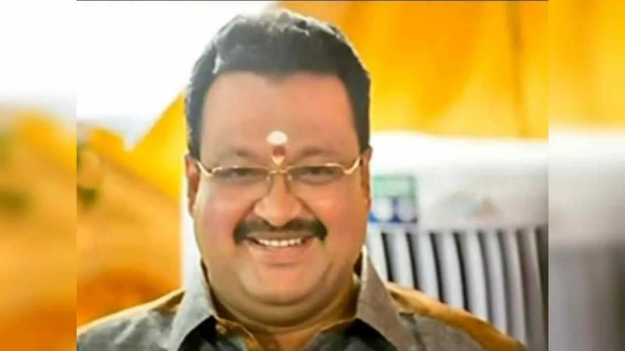 துப்பாக்கியால் சுட்டு பிரபல தொழிலதிபர் தற்கொலை..!! அதிர்ச்சியில் குடும்பத்தினர்..!! என்ன காரணம்..?