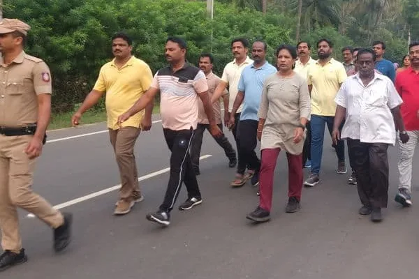 Walk Get Well Walk Training: Collector Participation   நடப்போம் நலம் பெறுவோம்  நடை பயிற்சி: கலெக்டர் பங்கேற்பு