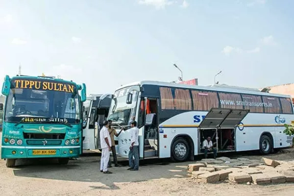 நெல்லை ரூ.3,920, கோவை ரூ.3,310, மதுரை ரூ.3,070: இது பிலைட் டிக்கெட் விலை இல்லை..! தீபாவளிக்கு, ஆம்னி பேருந்து விலை பட்டியல்..!