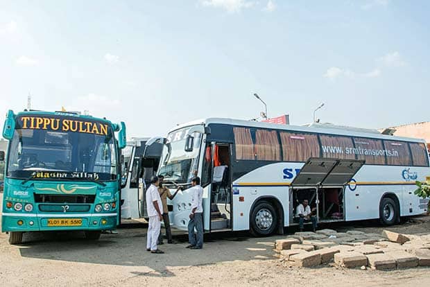 நெல்லை ரூ.3,920, கோவை ரூ.3,310, மதுரை ரூ.3,070: இது பிலைட் டிக்கெட் விலை இல்லை..! தீபாவளிக்கு, ஆம்னி பேருந்து விலை பட்டியல்..!