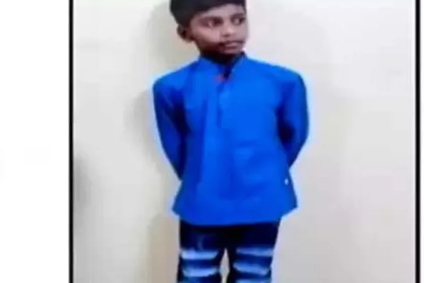 பெற்றோர்களே கவனம்!! ஊஞ்சலில் விளையாடிய சிறுவன் துடிதுடித்து மரணம்..