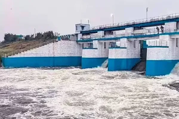 பொதுமக்களுக்கு எச்சரிக்கை…! செம்பரம்பாக்கம் ஏரியின் நீர் வரத்து விநாடிக்கு 231 கன அடியாக உயர்வு…!