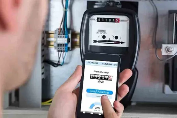 மக்களே…! அடுத்த 3 மாதங்களுக்கு மின் கட்டணம் உயர்வு…! அரசு திடீர் அறிவிப்பு…!