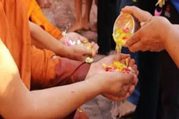 Money Luck: 178 ஆண்டுகளுக்குப் பிறகு சர்வ பித்ரி அமாவாசை சூரிய கிரகணம்.. இந்த 5 ராசிக்கு தான் லாபம்!