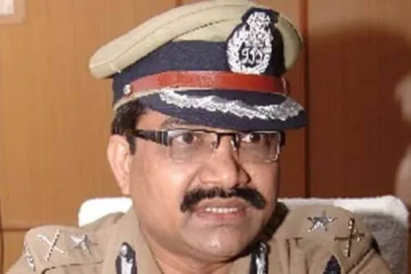 Pramod Kumar IPS: 'பாசி நிறுவன உரிமையாளரை கடத்தி பணம் பறித்த வழக்கு' ஐஜி பிரமோத்குமார் நீதிமன்றத்தில் சரண்!