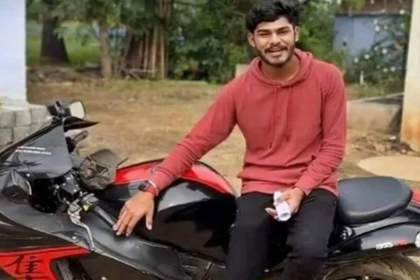 TTF வாசனின் பைக்கை எரித்துவிட வேண்டும் - சென்னை உயர் நீதிமன்றம் காட்டம்