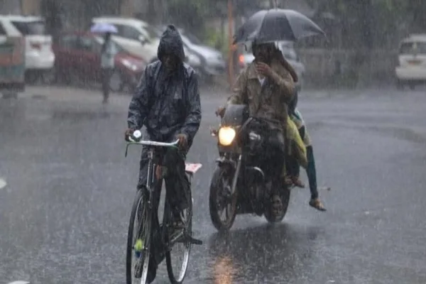 Weather Update: 'நாளை தொடங்கும் வடகிழக்கு பருவமழை' அடுத்த 6 நாட்கள் வெளிய போனா குடையை மறக்காதீங்க மக்களே!