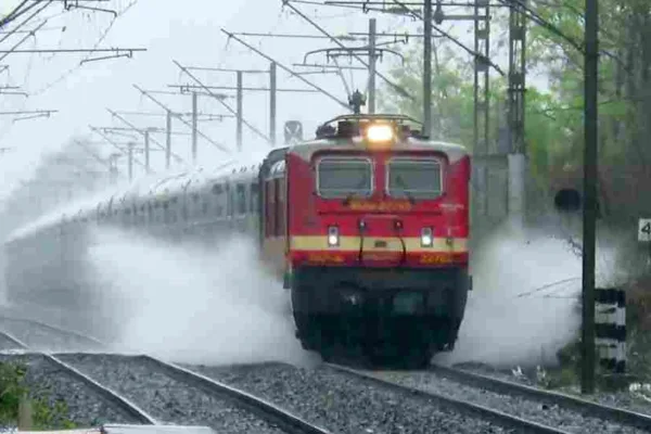 இன்றுகாலை 8 மணிக்கு முன்பதிவு தொடக்கம்!… தாம்பரம் – நாகர்கோவில் இடையே தீபாவளி சிறப்பு ரயில்!