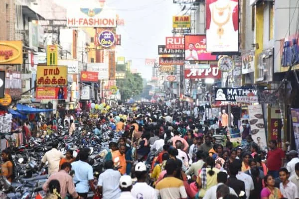 Diwali sale in the last phase of weeding   களைகட்டிய இறுதிகட்ட தீபாவளி விற்பனை