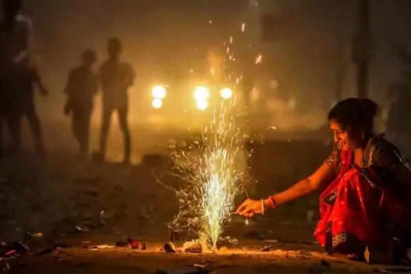 குட் நியூஸ்..!! தீபாவளிக்கு மறுநாளும் அரசு விடுமுறை..!! வெளியாக இருக்கும் முக்கிய அறிவிப்பு..!!