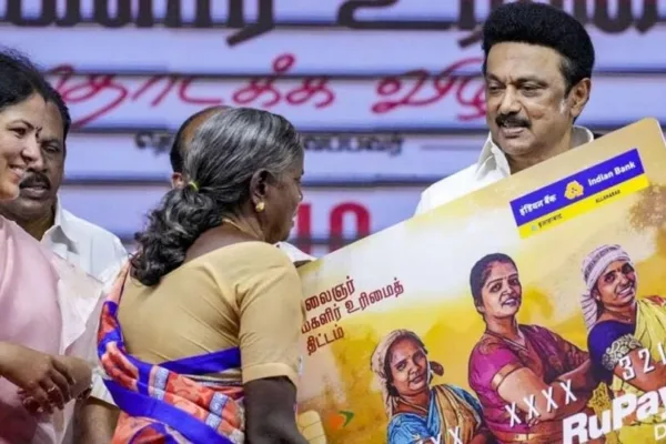 தீபாவளிக்கு முன்பே ரூ.1000 உரிமைத் தொகை கிடைக்குமா? - எதிர்பார்ப்பில் இல்லத்தரசிகள்!