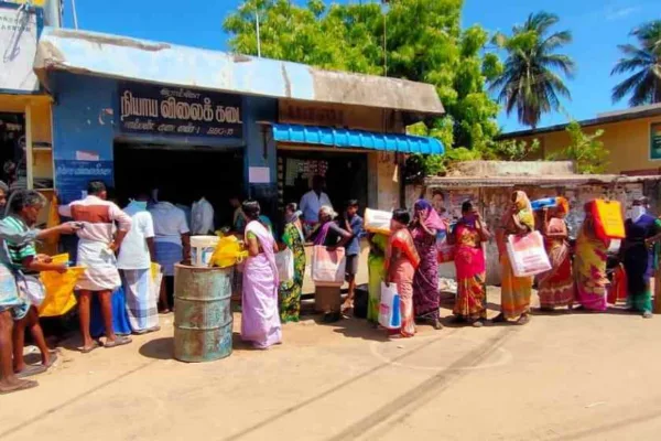 தீபாவளி குட் நியூஸ்…! நவம்பர் 5-ம் தேதிக்குள் 35,941 ரேஷன் கடைகளிலும்…! தமிழக அரசு அதிரடி உத்தரவு…!