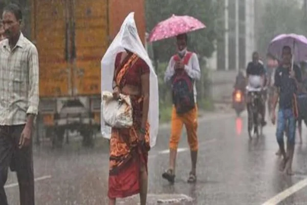 12 மாவட்டங்களில் கொட்டப்போகும் கனமழை ..சென்னைக்கும் வானிலை மையம் அலர்ட்!