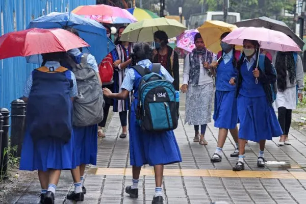 #Breaking: கனமழை காரணமாக மதுரையில் பள்ளிகளுக்கு மட்டும் இன்று விடுமுறை…!