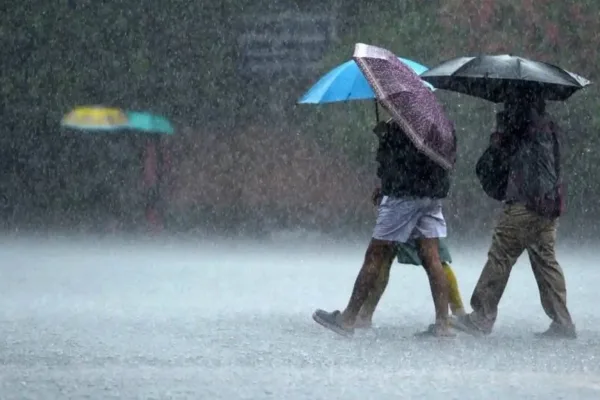 Rain Update: தமிழகத்தில் 12 மாவட்டங்களில் மழைக்கு வாய்ப்பு!