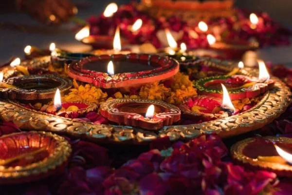 Deepavali Special : தனதிரியோதசி யோகம் என்றால் என்ன? தீபாவளிக்கு முன் அதிர்ஷ்டம் கிடைக்க என்ன செய்யவேண்டும்?