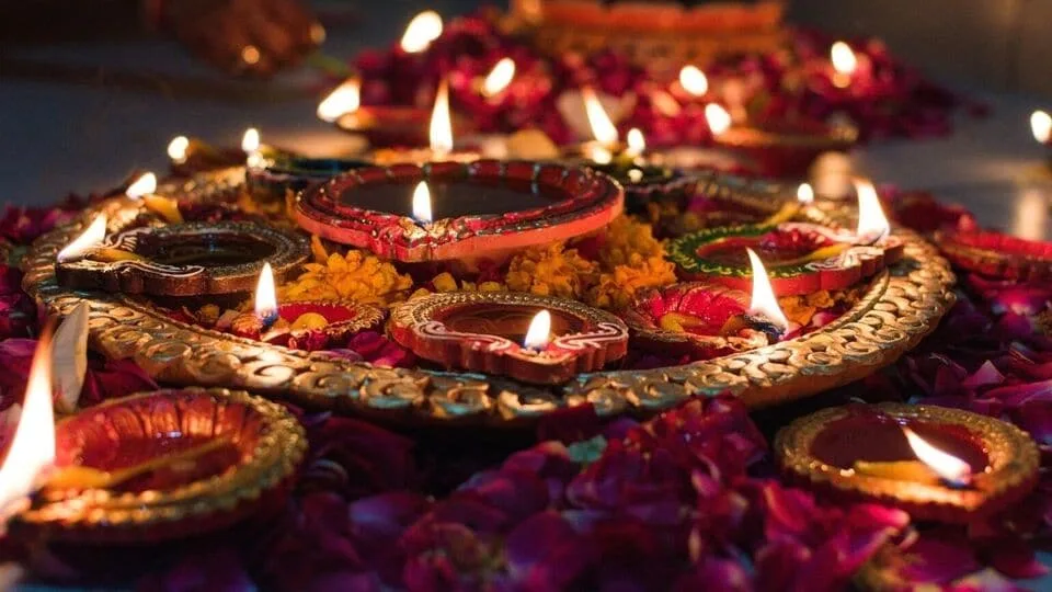 Money Luck: 500 ஆண்டுக்கு பின் தீபாவளியில் உருவாகும் ராஜயோகங்கள்.. எந்த ராசிகளுக்கு அதிஷ்டம் கொட்டும் பாருங்க!