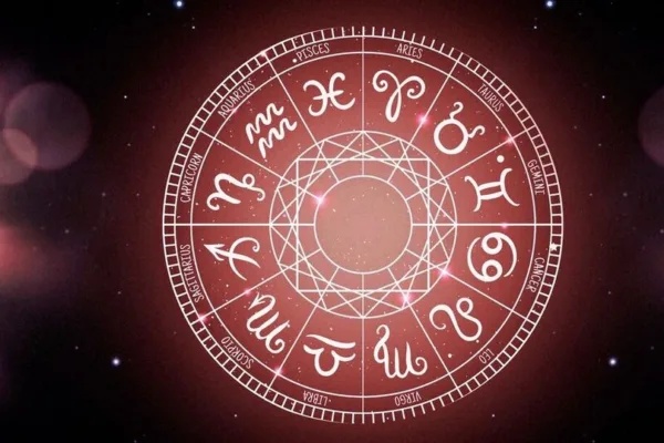 Horoscope 2024:  கவனம் மக்களே.. புத்தாண்டில் மிகவும் சூதானமாக இருக்க வேண்டிய 4 ராசிகள்!