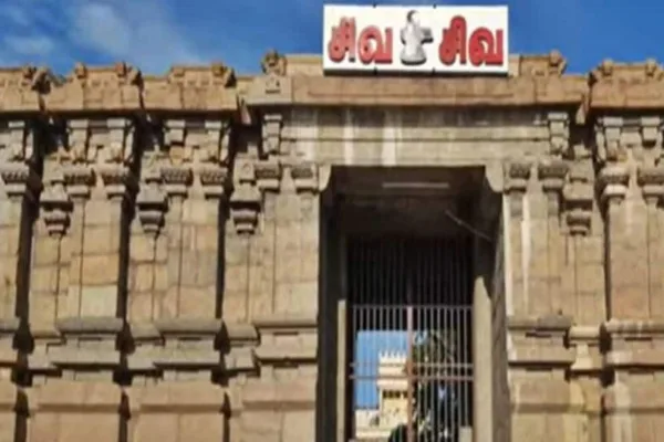 HT Temple SPL: வேலை கிடைக்க வேண்டுமா? - உங்களுக்கு அருள்புாிய காத்திருக்கிறார் விக்கிரம பாண்டீஸ்வரா்!