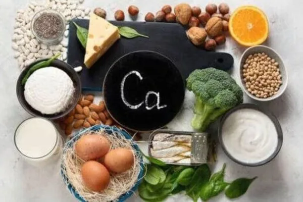 Too Much Calcium : சுயமாக கால்சியம் மாத்திரை எடுப்பது நல்லதா.. உடலில் அதிகப்படியா கால்சியம் இருந்தால் இத்தனை ஆபத்தா?