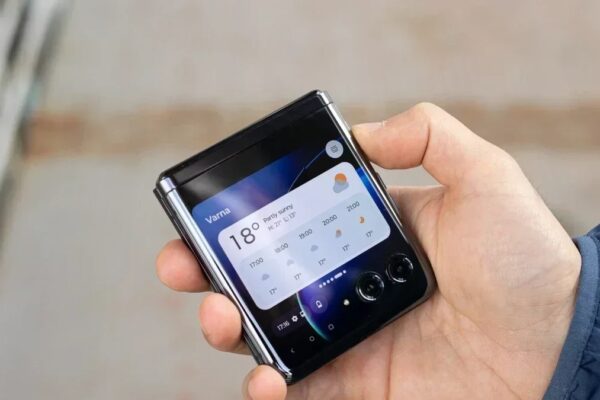 வெரிசோன் மேற்பரப்புகளுக்கு புதிய Razr+ ஐ வழங்குதல்;  சாதனம் 2024 முதல் பாதியில் வெளியிடப்படலாம்