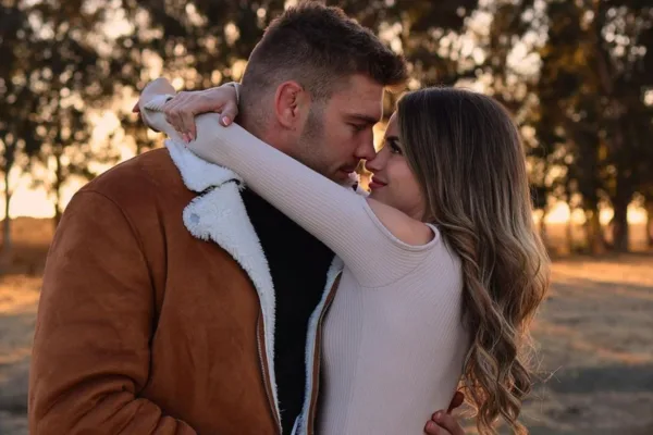 UFC middleweight title challenger Dricus Du Plessis with his girlfriend Vasti Spiller